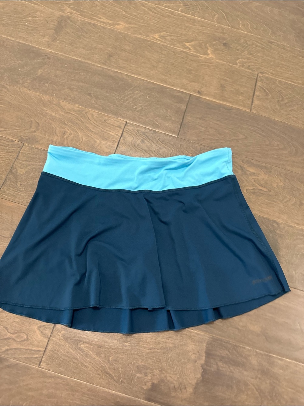 Patagonia Two-Tone Blue Athletic Mini Skirt